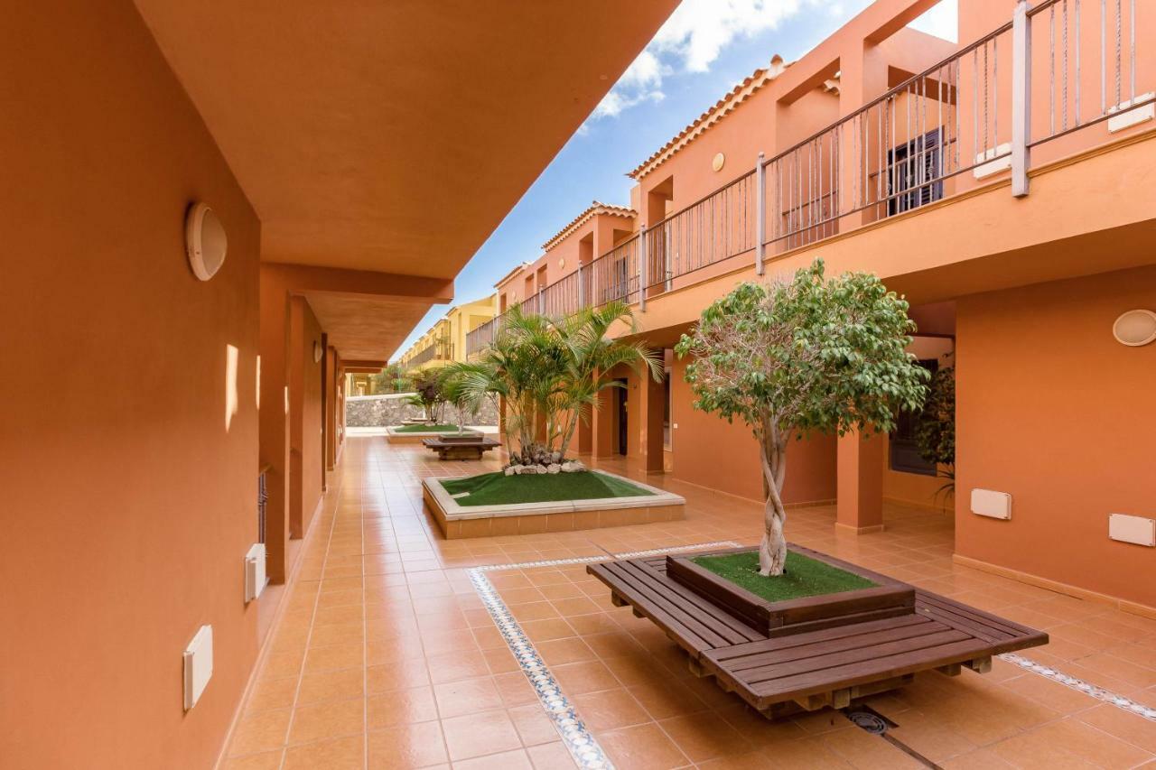 Tenerife Montana Amarilla Apartamento Las Galletas Exterior foto