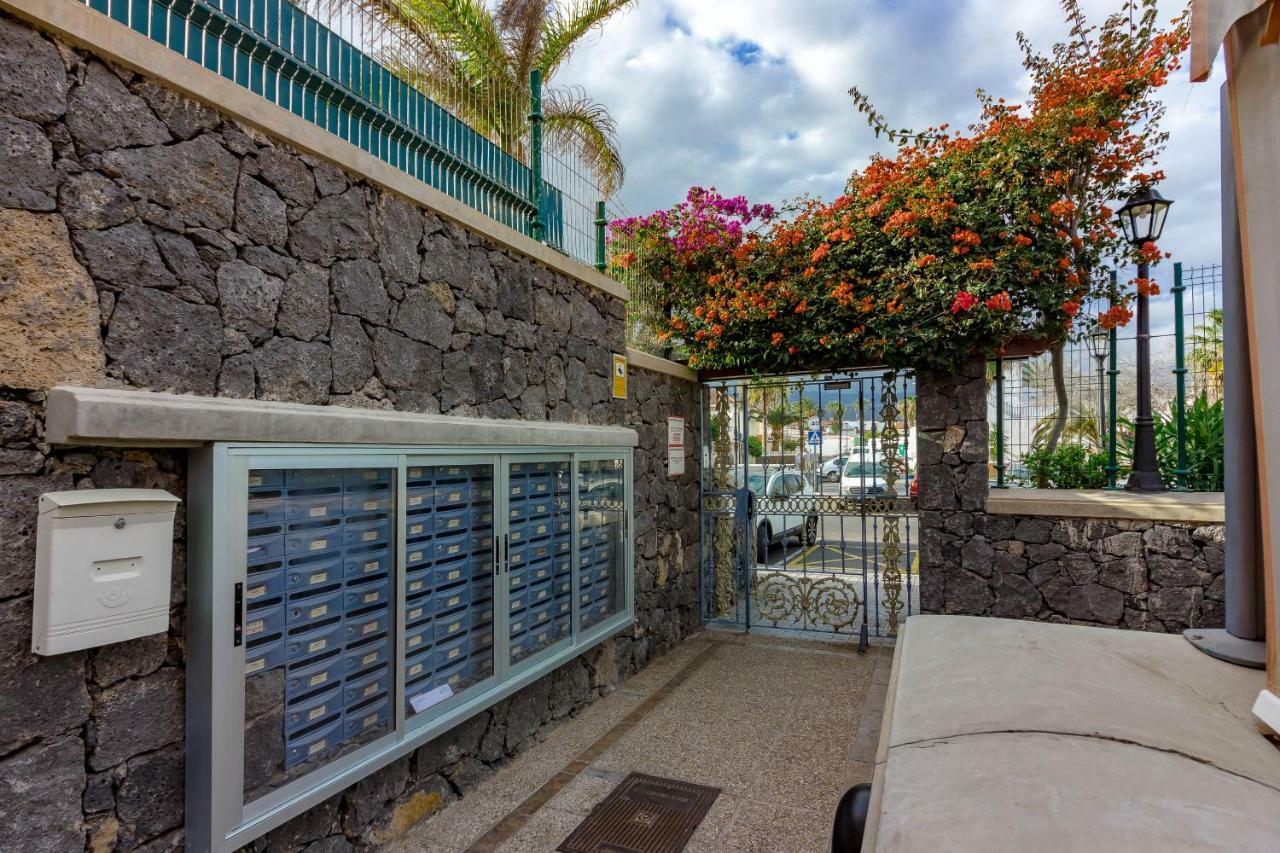 Tenerife Montana Amarilla Apartamento Las Galletas Exterior foto